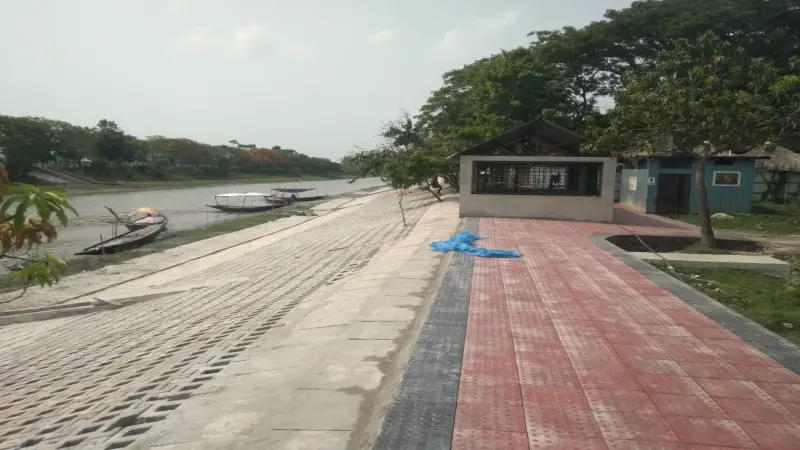 সাগরদাঁড়ি বাজারে কসাইখানার দুর্গন্ধে পার্ক দিয়ে চলাচল করতে পারছে না মানুষ সাগরদাঁড়ি বাজারে কসাইখানার দুর্গন্ধে পার্ক দিয়ে চলাচল করতে পারছে না মানুষ