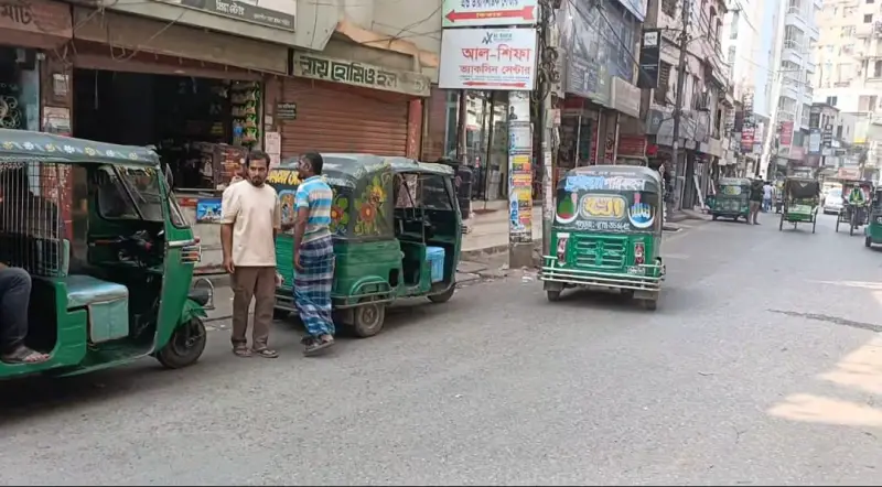 সরকারি কোষাগারে নয়, নগদেই জরিমানা, ব্রাহ্মণবাড়িয়ায় ট্রাফিক পুলিশের বিরুদ্ধে চাঞ্চল্যকর অভিযোগ সরকারি কোষাগারে নয়, নগদেই জরিমানা, ব্রাহ্মণবাড়িয়ায় ট্রাফিক পুলিশের বিরুদ্ধে চাঞ্চল্যকর অভিযোগ