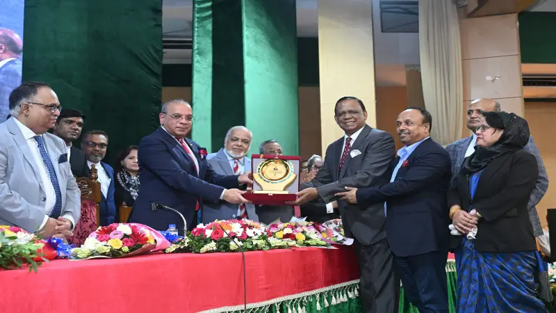 আমাদের জুলাই-আগস্টের কথা বলতে হবে: প্রধান বিচারপতি আমাদের জুলাই-আগস্টের কথা বলতে হবে: প্রধান বিচারপতি