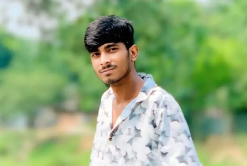 ফরিদপুরে মোবাইলের লোভে কিশোরকে হত্যা, পাঁচদিন পর মরদেহ উদ্ধার ফরিদপুরে মোবাইলের লোভে কিশোরকে হত্যা, পাঁচদিন পর মরদেহ উদ্ধার
