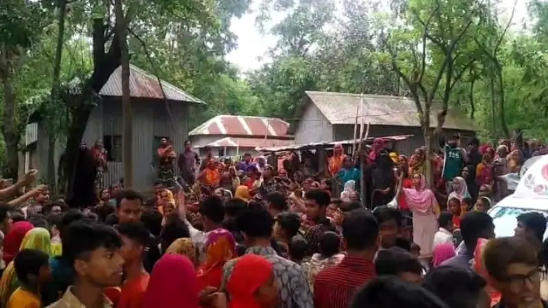 ধামরাইয়ে বসতঘর থেকে মা ও দুই ছেলের মরদেহ উদ্ধার