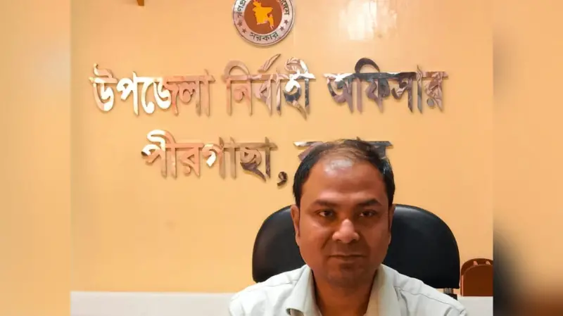 সরকারি কর্মকর্তারা জনগণের সেবক: নাজমুল হক সুমন সরকারি কর্মকর্তারা জনগণের সেবক: নাজমুল হক সুমন