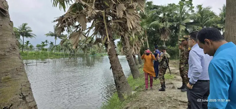 কমলনগরের ভুলুয়া নদীতে প্রশাসনের যৌথ অভিযান কমলনগরের ভুলুয়া নদীতে প্রশাসনের যৌথ অভিযান