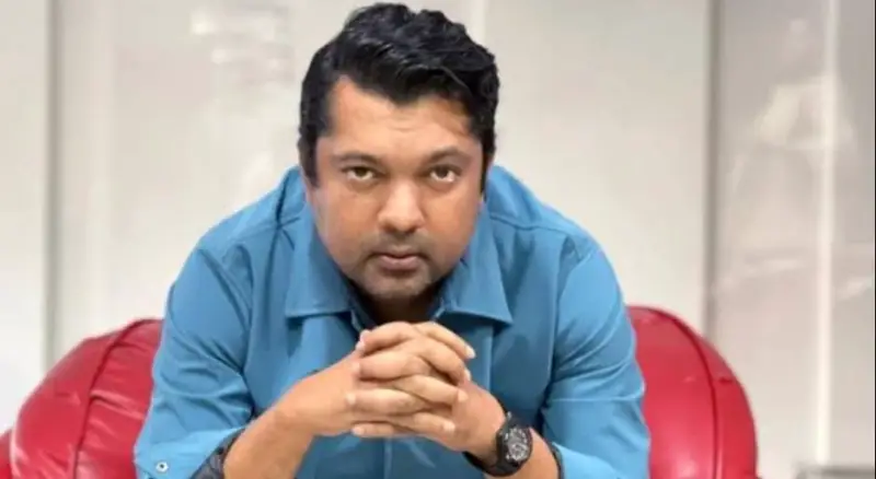 ফিরলেন সাবেক রাষ্ট্রপতি, বরখাস্ত ইমিগ্রেশন পুলিশ, আর জেল খাটলেন নুসরাত ফারিয়া! :শাহরিয়ার নাজিম জয় ফিরলেন সাবেক রাষ্ট্রপতি, বরখাস্ত ইমিগ্রেশন পুলিশ, আর জেল খাটলেন নুসরাত ফারিয়া! :শাহরিয়ার নাজিম জয়