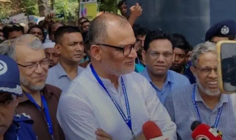 কোরবানির পশুর চামড়া নিয়ে কিছু নিউজ মিডিয়ায় ও সামাজিক যোগাযোগ মাধ্যমে অপপ্রচার চালানো হচ্ছে: বানিজ্য উপদেষ্টা কোরবানির পশুর চামড়া নিয়ে কিছু নিউজ মিডিয়ায় ও সামাজিক যোগাযোগ মাধ্যমে অপপ্রচার চালানো হচ্ছে: বানিজ্য উপদেষ্টা