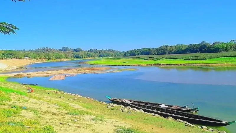 নদীর তীরে পর্যটন শিল্প উন্নয়নের সম্ভাবনা নদীর তীরে পর্যটন শিল্প উন্নয়নের সম্ভাবনা