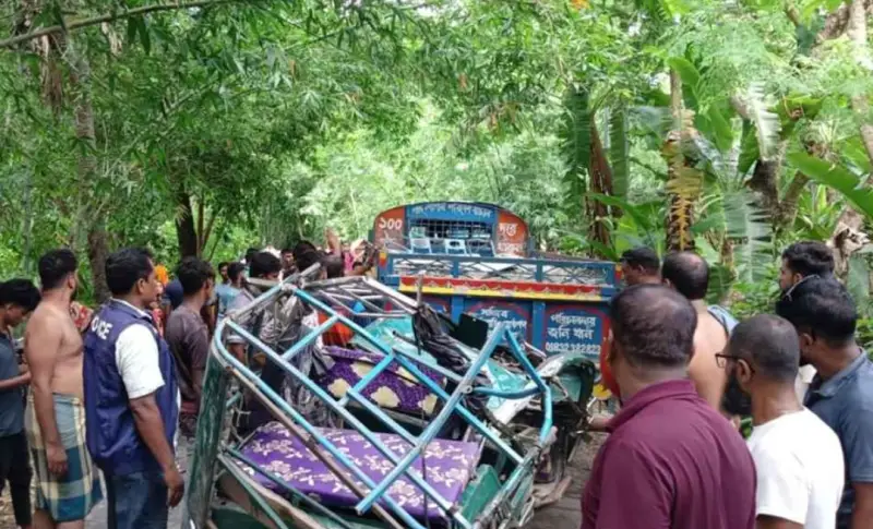 নড়াইলে সড়ক দুর্ঘটনায় স্বামী ও স্ত্রী নিহত, ইজিবাইক চালক আহত নড়াইলে সড়ক দুর্ঘটনায় স্বামী ও স্ত্রী নিহত, ইজিবাইক চালক আহত