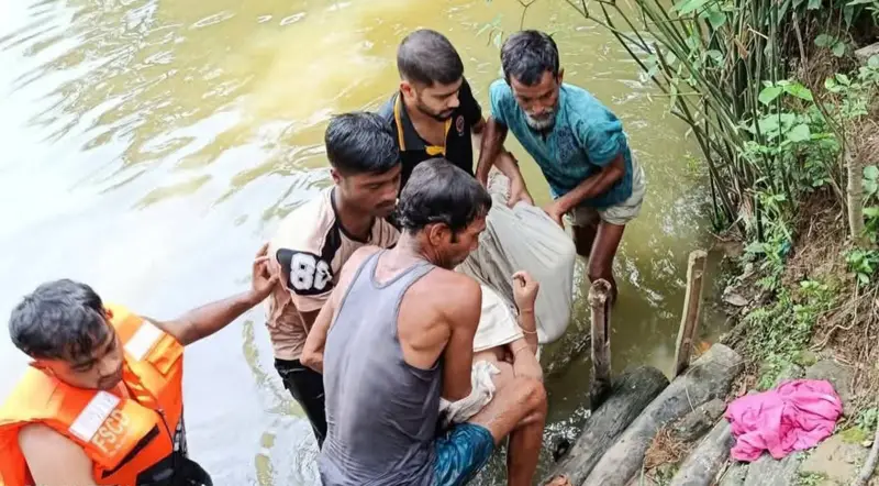 পুকুর থেকে নিখোঁজ নববধূর মরদেহ উদ্ধার পুকুর থেকে নিখোঁজ নববধূর মরদেহ উদ্ধার