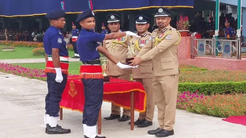 সারদায় অনুষ্ঠিত হলো প্রশিক্ষণার্থী কনস্টেবলদের সমাপনী কুচকাওয়াজ সারদায় অনুষ্ঠিত হলো প্রশিক্ষণার্থী কনস্টেবলদের সমাপনী কুচকাওয়াজ