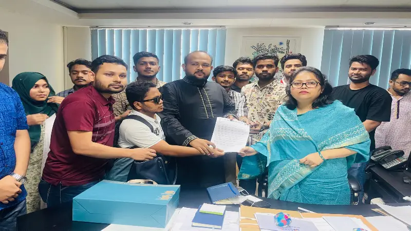প্রতিবন্ধী সম্পাদক পদসহ ৮ দফা দাবিতে ছাত্রদল নেতার স্মারকলিপি  প্রদান
