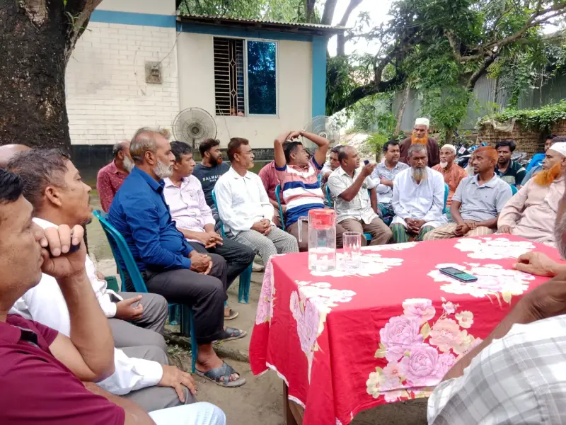 সাটুরিয়ায় গ্রাম্য সালিশে ৫০ বছর পর ভূমি ফিরে পেলেন মুক্তিযোদ্ধা পরিবার সাটুরিয়ায় গ্রাম্য সালিশে ৫০ বছর পর ভূমি ফিরে পেলেন মুক্তিযোদ্ধা পরিবার