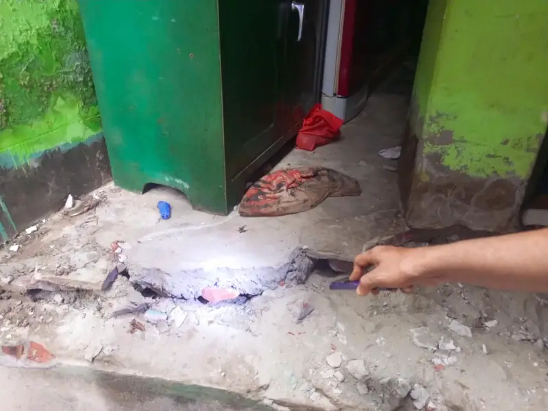 কেরানীগঞ্জে গ্যাস লিকেজ থেকে বিস্ফোরণে আহত তিন কেরানীগঞ্জে গ্যাস লিকেজ থেকে বিস্ফোরণে আহত তিন