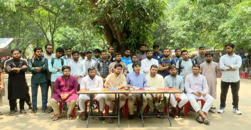 রাবি সংস্কারে ১২৫ দফা প্রস্তাবনা শিবিরের, তিন দিনের মধ্যে রোডম্যাপ আহ্বান রাবি সংস্কারে ১২৫ দফা প্রস্তাবনা শিবিরের, তিন দিনের মধ্যে রোডম্যাপ আহ্বান