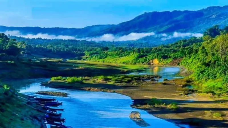 ইসলামের আলোকিত নিদর্শন পাহাড় ইসলামের আলোকিত নিদর্শন পাহাড়