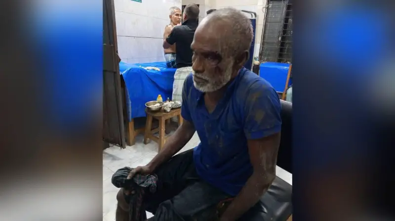 ইন্দুরকানীতে চোর ধরতে গিয়ে সংঘর্ষ, আহত ৪ ইন্দুরকানীতে চোর ধরতে গিয়ে সংঘর্ষ, আহত ৪