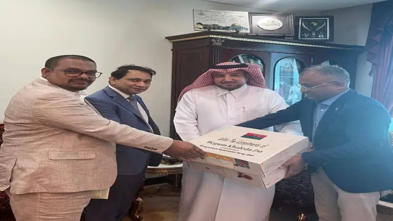 কাতারের আমির ও প্রধানমন্ত্রীকে মৌসুমি ফল উপহার খালেদা জিয়ার কাতারের আমির ও প্রধানমন্ত্রীকে মৌসুমি ফল উপহার খালেদা জিয়ার