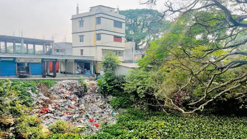 খালের মৃত্যু, লঞ্চঘাটের বিলুপ্তি : টঙ্গীবাড়ীর দুঃখগাঁথা খালের মৃত্যু, লঞ্চঘাটের বিলুপ্তি : টঙ্গীবাড়ীর দুঃখগাঁথা