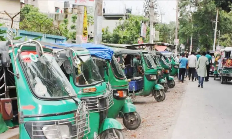 সিএনজি ভাড়ার নৈরাজ্য, মনিটরিং ও নির্ধারিত ভাড়ার তালিকা চায় যাত্রীরা সিএনজি ভাড়ার নৈরাজ্য, মনিটরিং ও নির্ধারিত ভাড়ার তালিকা চায় যাত্রীরা