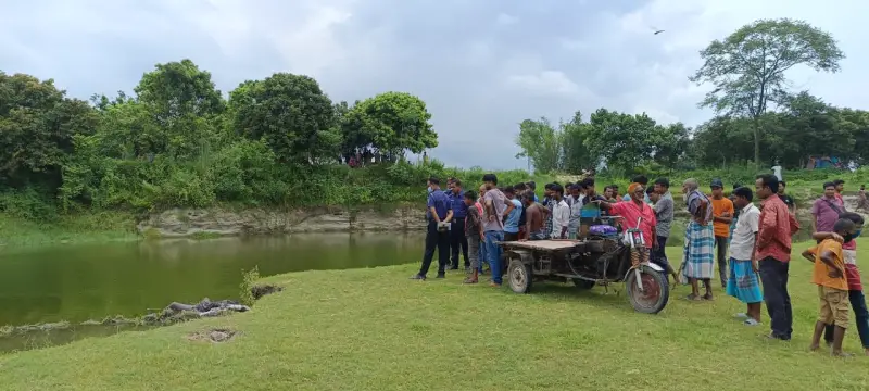 রাণীশংকৈলে পুকুর থেকে অর্ধগলিত লাশ উদ্ধার রাণীশংকৈলে পুকুর থেকে অর্ধগলিত লাশ উদ্ধার
