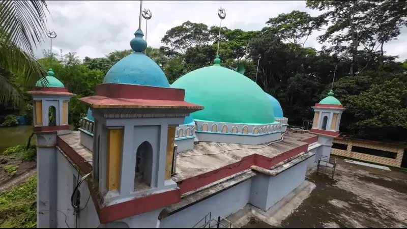 অলৌকিক গল্প ও ঐতিহ্যের স্মারক শাহী জামে মসজিদ অলৌকিক গল্প ও ঐতিহ্যের স্মারক শাহী জামে মসজিদ