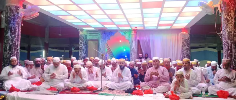 জীবন দিয়ে হলেও আক্বীদা ও আদর্শের কখনো আপোষ করবো না: ছারছীনার পীর ছাহেব জীবন দিয়ে হলেও আক্বীদা ও আদর্শের কখনো আপোষ করবো না: ছারছীনার পীর ছাহেব