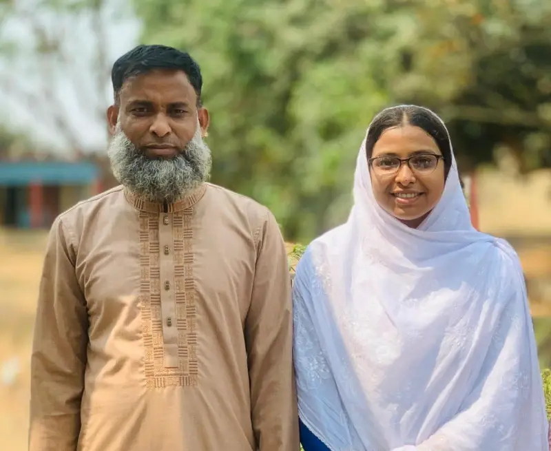 বিদ্যালয়ের প্রথম গোল্ডেন জিপিএ- ৫ আফরোজার বিদ্যালয়ের প্রথম গোল্ডেন জিপিএ- ৫ আফরোজার