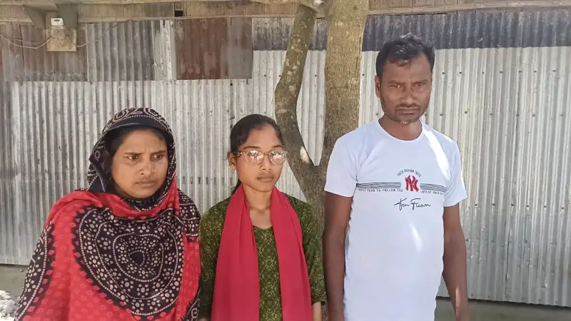 পরিবারে দারিদ্র্যতা, তবুও ডাক্তার হতে চায় জিম পরিবারে দারিদ্র্যতা, তবুও ডাক্তার হতে চায় জিম