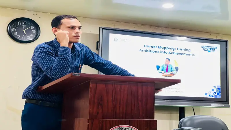 কুবিতে ক্যারিয়ার ম্যাপিং সেশন অনুষ্ঠিত কুবিতে ক্যারিয়ার ম্যাপিং সেশন অনুষ্ঠিত