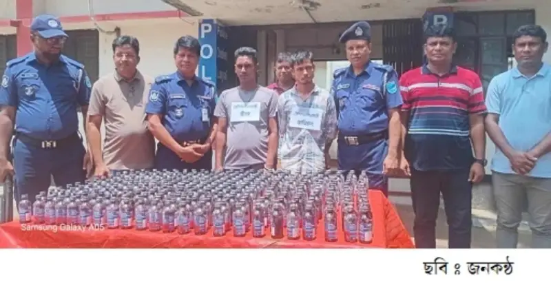 কালিয়াকৈরে তিনশ দুই বোতল ফেনসিডিলসহ কাভার্ড ভ্যান  আটক, দুই মাদক ব্যবসায়ী গ্রেপ্তার