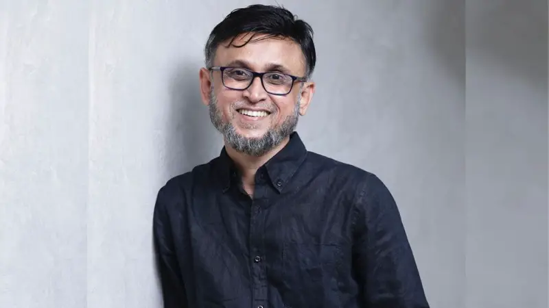 শহীদ মিনারে জুলাই উইমেনস ডে: সাহস, গান আর ড্রোনের ঝলক শহীদ মিনারে জুলাই উইমেনস ডে: সাহস, গান আর ড্রোনের ঝলক