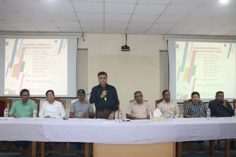 নজরুল বিশ্ববিদ্যালয়ে চারুকলা ও আইন অনুষদের গবেষণা প্রকল্প সেমিনার অনুষ্ঠিত