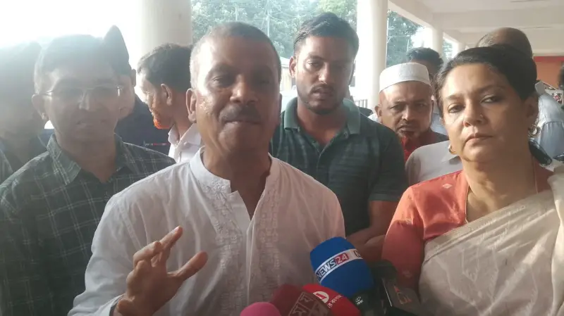নিষিদ্ধ আওয়ালীগের রাজনৈতিক তৎপরতা দেখলে প্রশাসনিক ব্যবস্থা নেওয়া হবে: উপদেস্টা আসিফ নজরুল নিষিদ্ধ আওয়ালীগের রাজনৈতিক তৎপরতা দেখলে প্রশাসনিক ব্যবস্থা নেওয়া হবে: উপদেস্টা আসিফ নজরুল