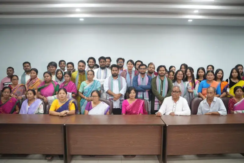 আমরা অন্তর্ভুক্তিমূলক সকল সম্প্রদায়ের বাংলাদেশ গড়তে চাই - নাহিদ ইসলাম আমরা অন্তর্ভুক্তিমূলক সকল সম্প্রদায়ের বাংলাদেশ গড়তে চাই - নাহিদ ইসলাম