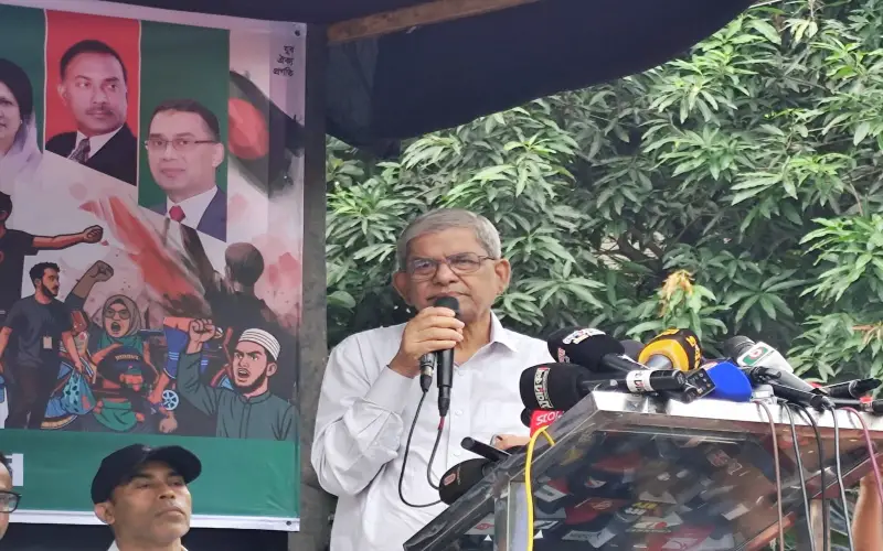 ইনডাইরেক্টলি সরকার রাজনৈতিক দলগুলোকে দোষারোপের চেষ্টা করছে