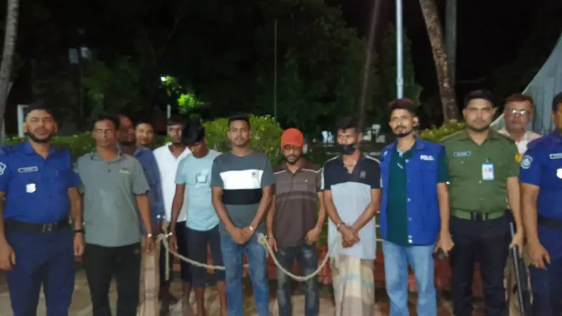 রাঙ্গুনিয়ায় মাদক সেবন ও জুয়া খেলার দায়ে ১৩ জনকে কারাদণ্ড রাঙ্গুনিয়ায় মাদক সেবন ও জুয়া খেলার দায়ে ১৩ জনকে কারাদণ্ড