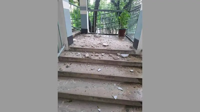 ঝুঁকিপূর্ণ জবির রফিক ভবন, ভিসি বলছেন সময় লাগবে সংস্কার করতে