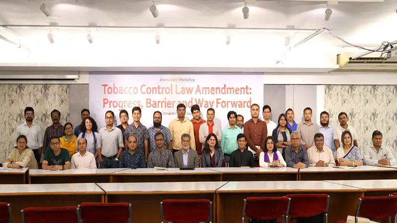 আইন সংশোধন যত বিলম্ব হবে, তামাকজনিত মৃত্যু ততই বাড়বে আইন সংশোধন যত বিলম্ব হবে, তামাকজনিত মৃত্যু ততই বাড়বে