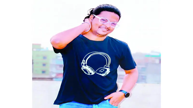 গানই লক্ষ্য গানই লক্ষ্য