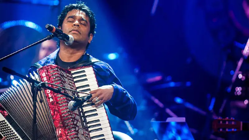পড়াশোনাকে ‘অত্যাচার-সময় নষ্ট’ মনে করেন এ আর রহমান পড়াশোনাকে ‘অত্যাচার-সময় নষ্ট’ মনে করেন এ আর রহমান