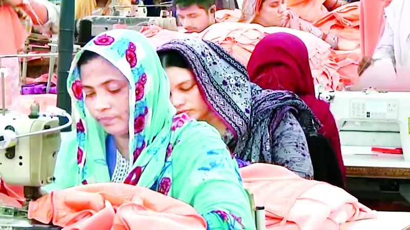 চারমাসে ইউরোপে ৮০৭ কোটি ডলারের পোশাক রপ্তানি চারমাসে ইউরোপে ৮০৭ কোটি ডলারের পোশাক রপ্তানি
