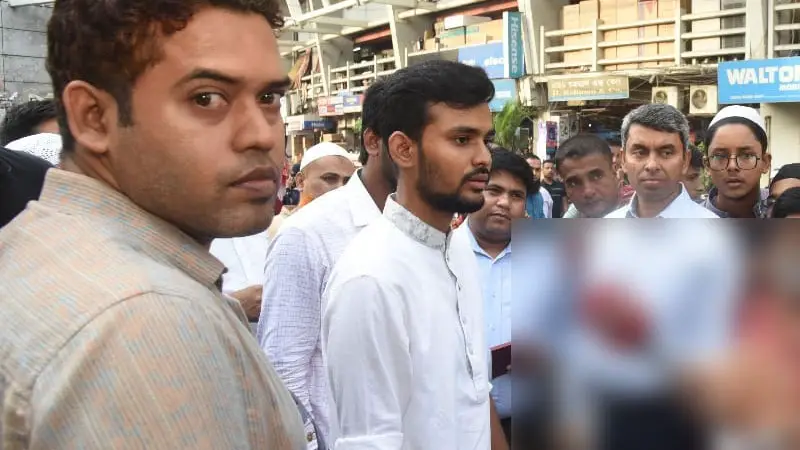 হতাশ আসিফ জানালেন, দুর্নীতির মহাসাগরে ছেড়ে দেয়া হয়েছে তাঁকে হতাশ আসিফ জানালেন, দুর্নীতির মহাসাগরে ছেড়ে দেয়া হয়েছে তাঁকে