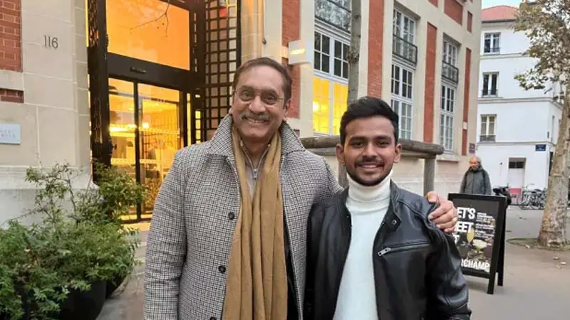 পিনাকী ভট্টাচার্যের সঙ্গে দেখা করলেন আসিফ মাহমুদ পিনাকী ভট্টাচার্যের সঙ্গে দেখা করলেন আসিফ মাহমুদ