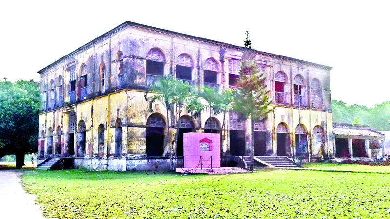 কয়েকশ’ বছরের ইতিহাস বিস্মৃতির আড়ালে হারিয়ে গেছে অনেক গল্প কয়েকশ’ বছরের ইতিহাস বিস্মৃতির আড়ালে হারিয়ে গেছে অনেক গল্প