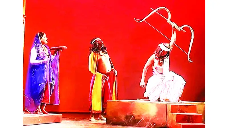 নারীর প্রতিবাদী উচ্চারণের বয়ান ‘দ্রৌপদী পরম্পরা’ নারীর প্রতিবাদী উচ্চারণের বয়ান ‘দ্রৌপদী পরম্পরা’