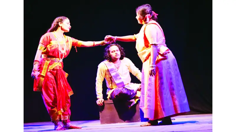 ভালোবাসার দর্শনময় ‘সখী রঙ্গমালা’ নাটকের মঞ্চায়ন ভালোবাসার দর্শনময় ‘সখী রঙ্গমালা’ নাটকের মঞ্চায়ন