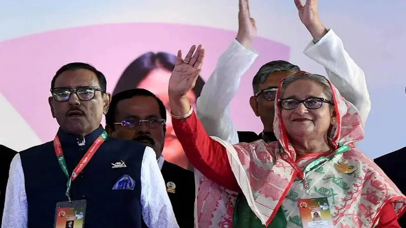 শেখ হাসিনা ত্যাগ করেছেন কাদেরকে! শেখ হাসিনা ত্যাগ করেছেন কাদেরকে!