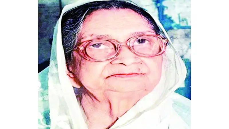 জননী সাহসিকা কবি সুফিয়া কামালের জন্মদিন আজ