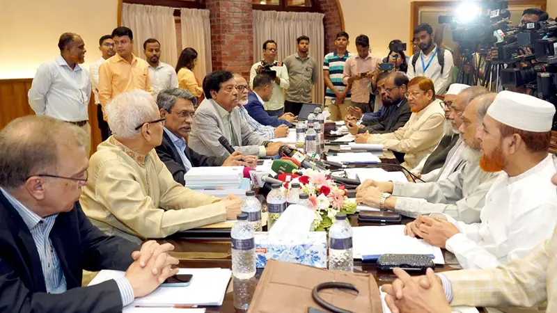 জাতীয় সনদের দিকে দ্রুত অগ্রসর হতে চায় ঐকমত্য কমিশন জাতীয় সনদের দিকে দ্রুত অগ্রসর হতে চায় ঐকমত্য কমিশন