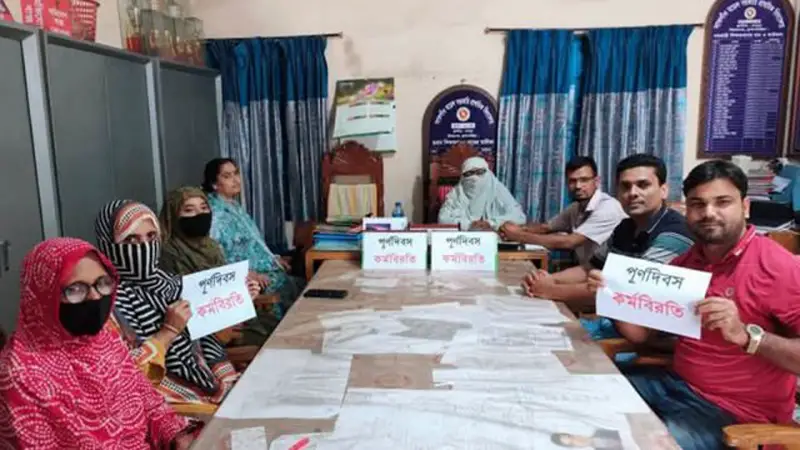 প্রাথমিক শিক্ষকদের সঙ্গে আলোচনায় বসছে মন্ত্রণালয় প্রাথমিক শিক্ষকদের সঙ্গে আলোচনায় বসছে মন্ত্রণালয়