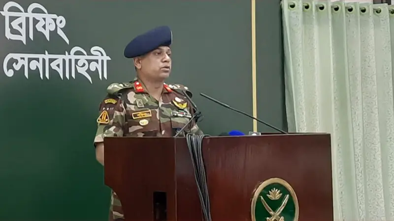 সরকারের নির্দেশনা অনুযায়ী দায়িত্ব পালন করবে সেনাবাহিনী সরকারের নির্দেশনা অনুযায়ী দায়িত্ব পালন করবে সেনাবাহিনী
